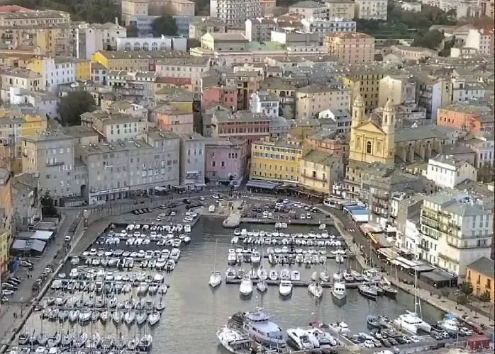 Pres Du Vieux Port Terrasse Vue Degagee Eglise De Saint Jean Lägenhet Bastia (Corsica)