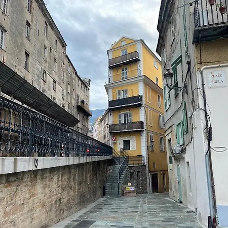 Pres Du Vieux Port Terrasse Vue Degagee Eglise De Saint Jean