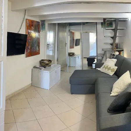 Pres Du Vieux Port Terrasse Vue Degagee Eglise De Saint Jean Bastia (Corsica)